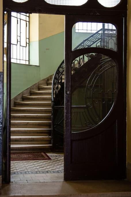 Premium Apartment By Hi5-King Street'S Luxury Budapeşte Dış mekan fotoğraf