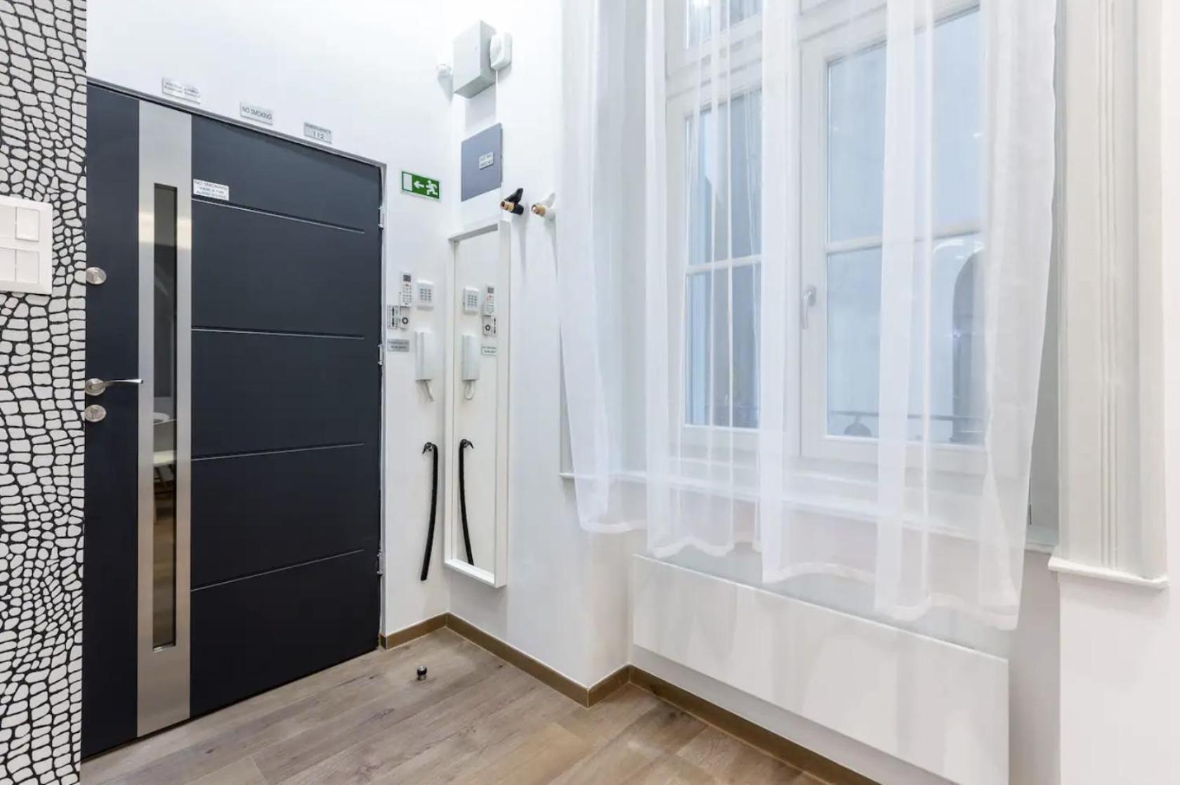 Premium Apartment By Hi5-King Street'S Luxury Budapeşte Dış mekan fotoğraf